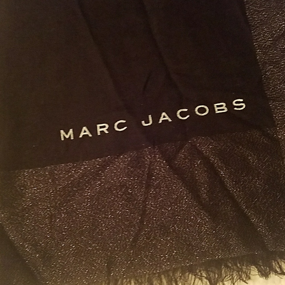 🚫 SOLD OUT🚫Marc Jacobs Target Scarf - Picture 5 of 6